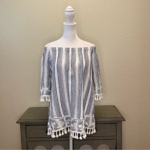 John Mark Women’s Off The Shoulder Blue White Embroidered Linen Blouse M